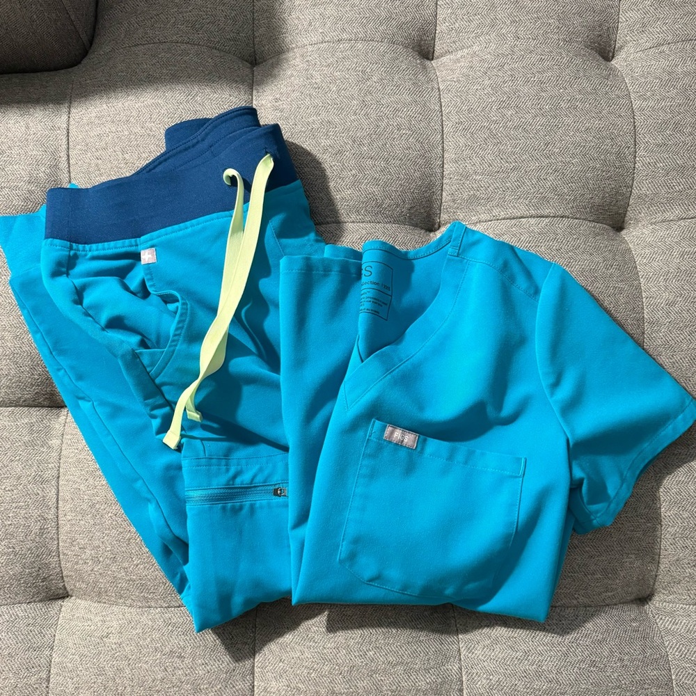 EUC figs *set* teal zamora jogger + catarina one pocket scrub top XXSP + XXS